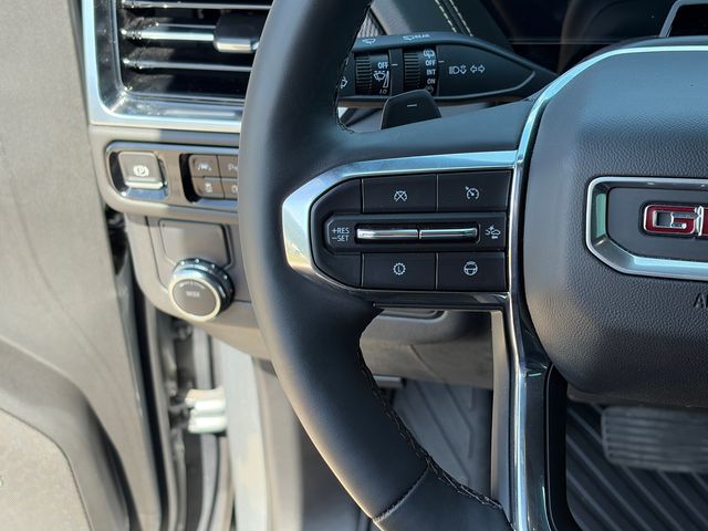 Used 2025 GMC Yukon SUV