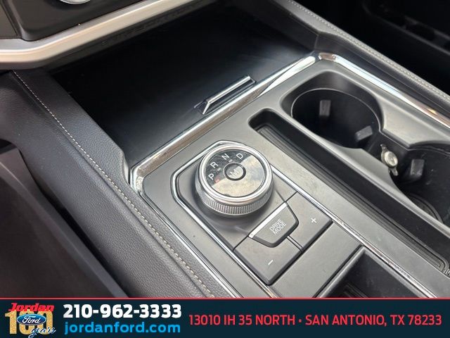 Used Car 2024 Ford Expedition Max  Xlt For Sale Under $40,000 In San Antonio, Texas