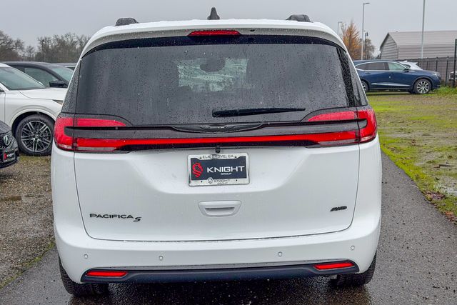 new 2026 Chrysler Pacifica car, priced at $50,225