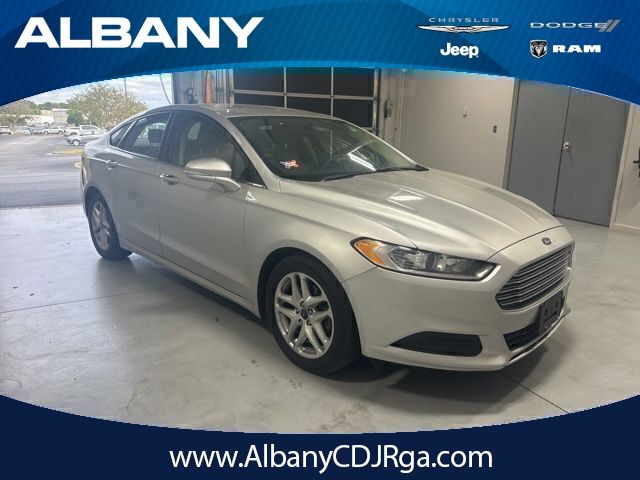 Ingot Silver 2015 Ford Fusion SE Sedan Front-Wheel Drive 6-Speed Automatic