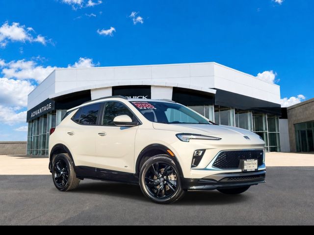 Summit White 2026 Buick Encore GX SUV / Crossover All-Wheel Drive 9-Speed Automatic