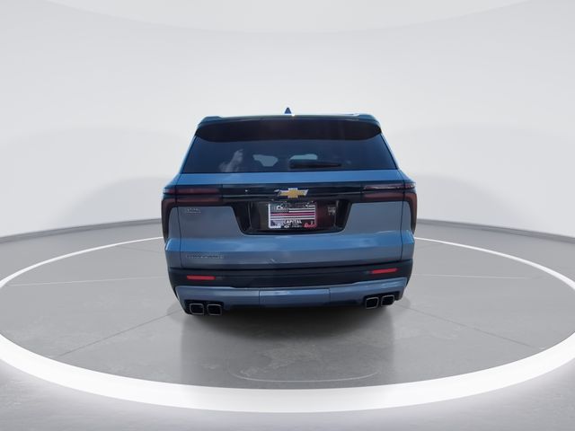 Used 2025 Gray Chevrolet LT image 7