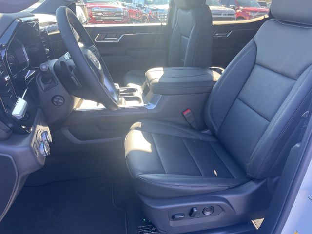 2026 GMC Sierra 1500 SLT:45135