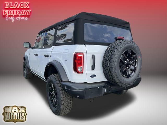 2024 Ford Bronco Black Diamond 6