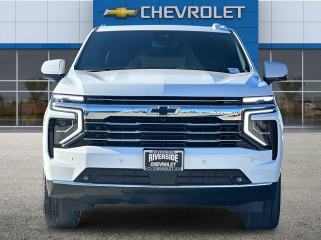 2025 Chevrolet Suburban LT 3