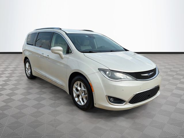 2019 Chrysler Pacifica Touring L Plus FWD