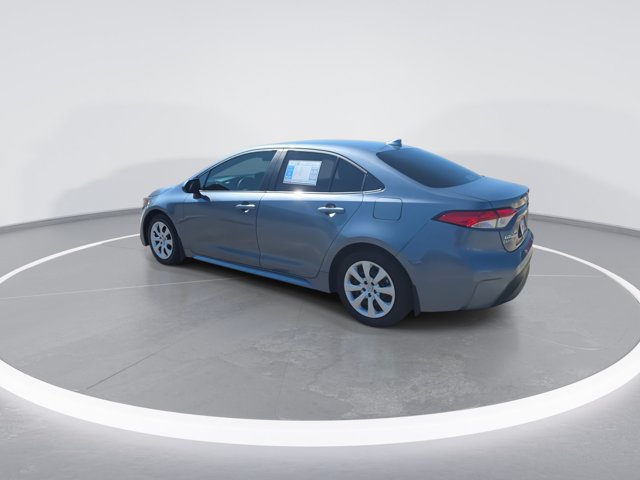 Used 2025  Toyota LE image 6