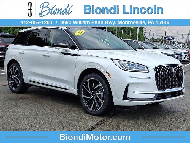 Pristine White Metallic Tri-Coat 2026 Lincoln Corsair SUV / Crossover All-Wheel Drive Continuously Variable Transmission
