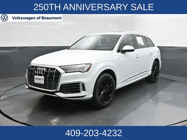  2023 Audi Q7 quattro Premium 55 TFSI   