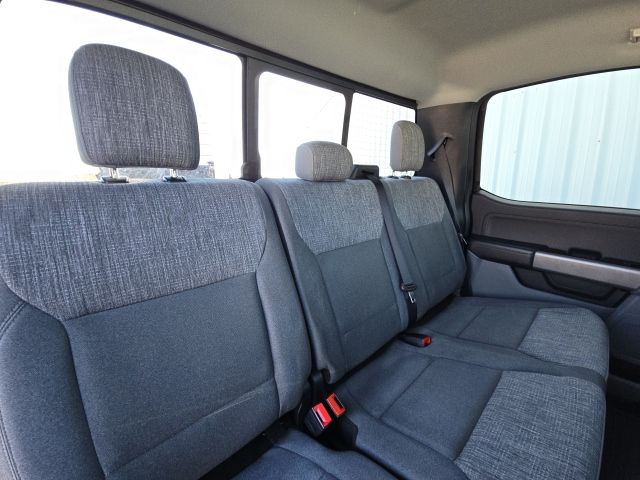 2022 Ford F-150 XLT:B02004