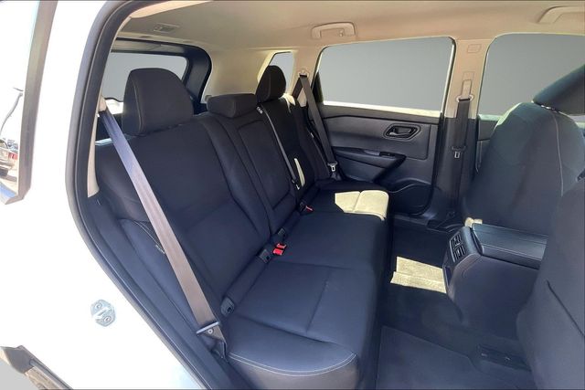 Used 2024 Nissan Rogue SUV