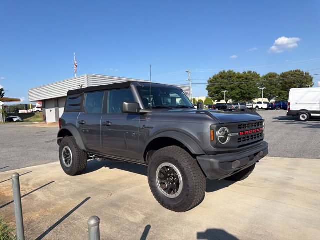 Used 2022 Gray Ford Base image 3