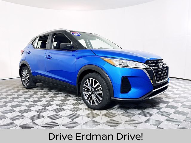 2023 Nissan Kicks 1.6 SV's photo