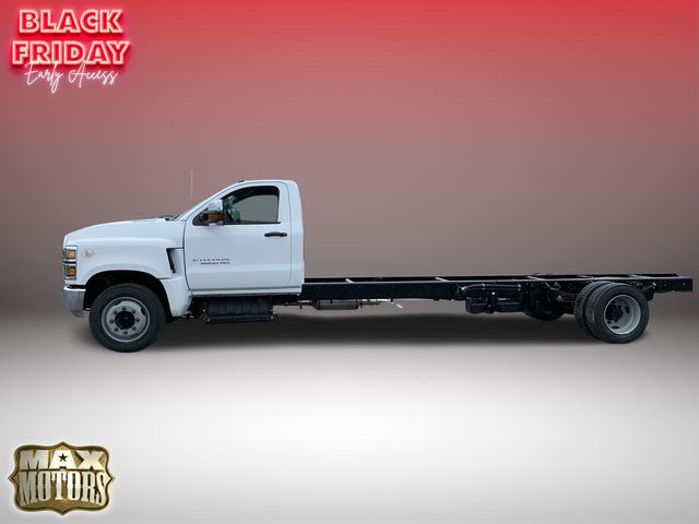 2023 Chevrolet Silverado 6500HD  4