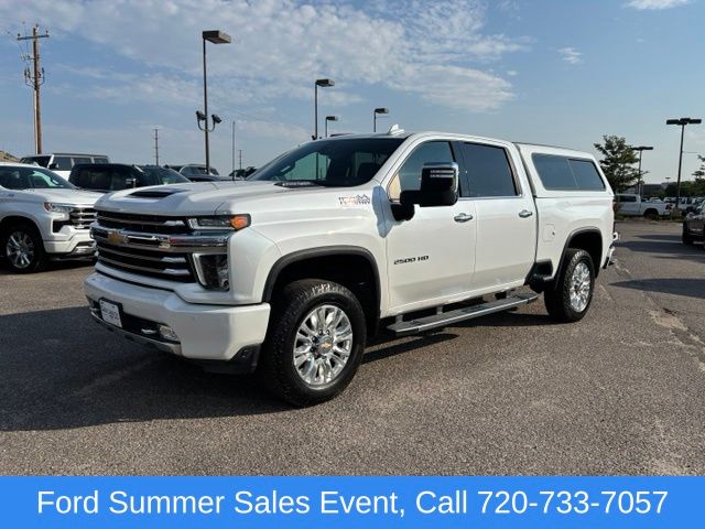 White (Iridescent Pearl Tricoat) 2022 Chevrolet Silverado 2500HD Pickup Truck Four-Wheel Drive Automatic