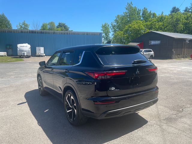 Used 2022 Mitsubishi Outlander SUV
