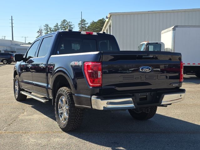 2022 Ford F-150 XLT:B02004