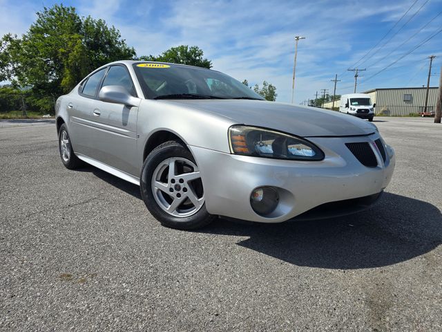 Cool (Liquid Silver Metallic) 2008 Pontiac Grand Prix Base Sedan Front-Wheel Drive 4-Speed Automatic Overdrive