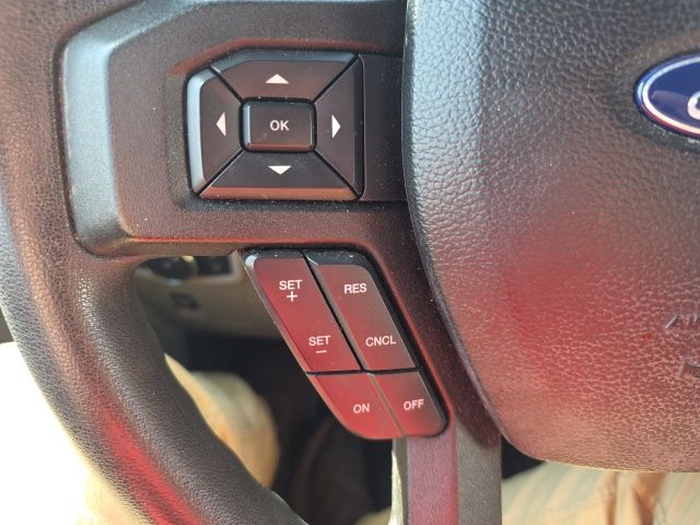 Used 2018 Black Ford XLT image 12