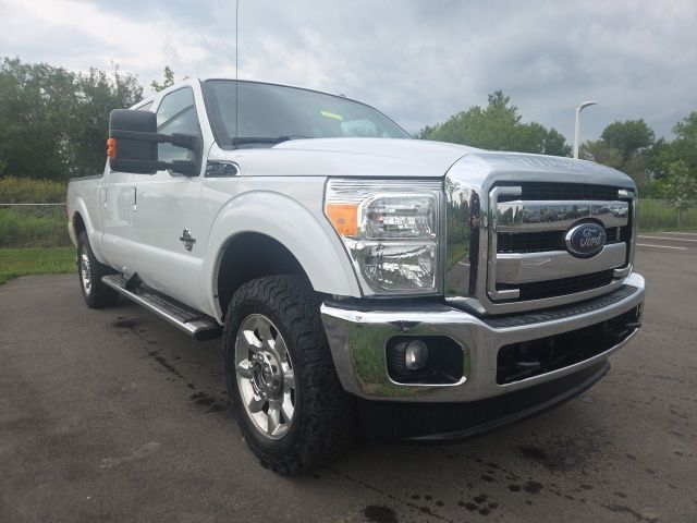 2015 Ford F-250 Super Duty Lariat Crew Cab 4WD