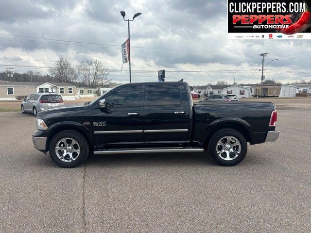 2016 RAM 1500 Laramie Crew Cab 4WD