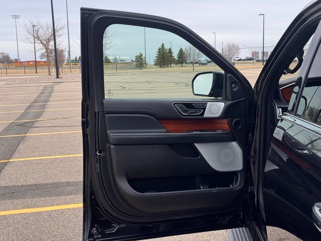 2019 Lincoln Navigator L Reserve