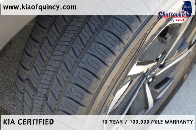 Used 2023 Kia Sportage Hybrid SUV