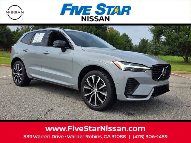 2024 Volvo XC60 B5 Plus Dark Theme AWD