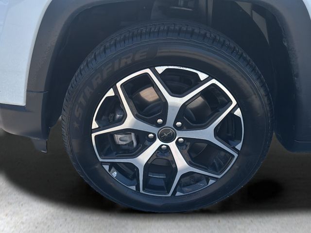 2025 Jeep Compass Limited - Photo 10
