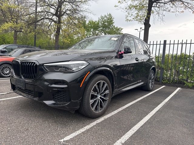 2022 BMW X5 xDrive40i AWD