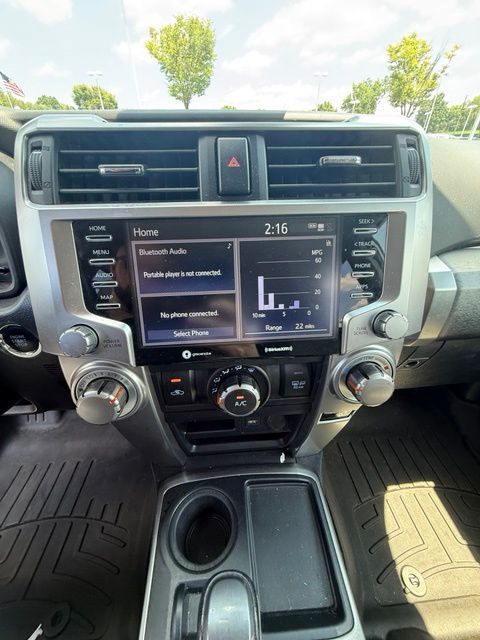 2021 Toyota 4Runner SR5 - Photo 13