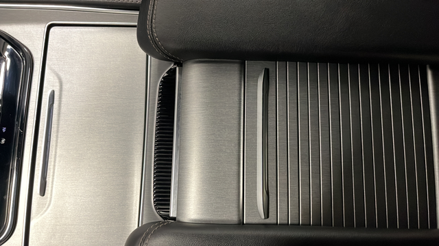 Used 2024 Baltic Gray Metallic Clearcoat Jeep Series II image 20