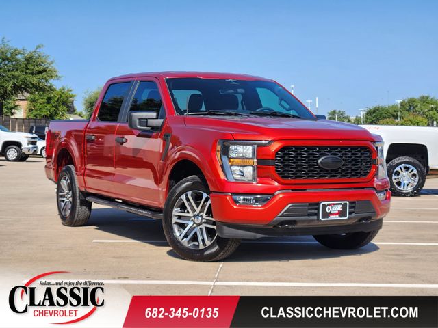 Hot Pepper Red Metallic Tinted Clearcoat 2023 Ford F-150 Pickup Truck Four-Wheel Drive Automatic