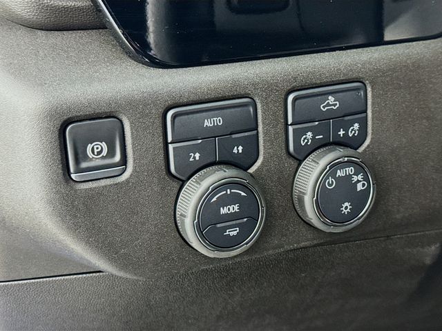 Used 2025 Blue Chevrolet LT image 10