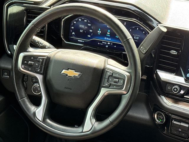 Used 2024 White Chevrolet LT image 13