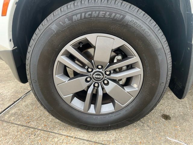 Used 2025 Nissan Frontier Truck