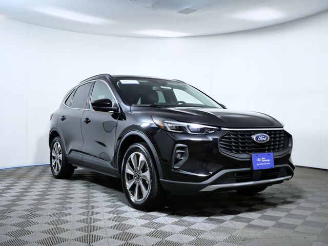 Black Metallic 2025 Ford Escape SUV / Crossover All-Wheel Drive 8-Speed Automatic