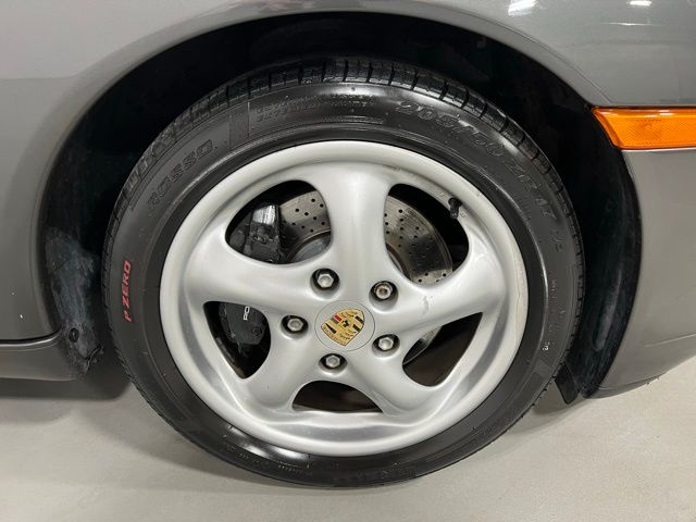 1999 Porsche 911 Carrera 4 photo