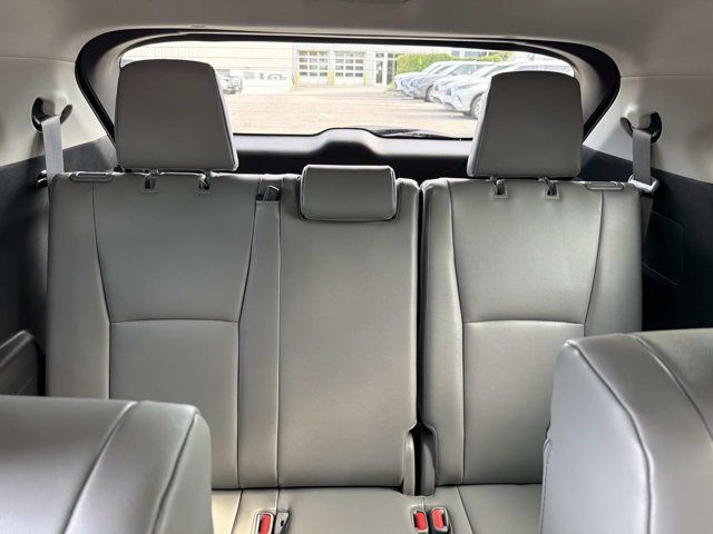 Used 2023 Toyota Highlander SUV