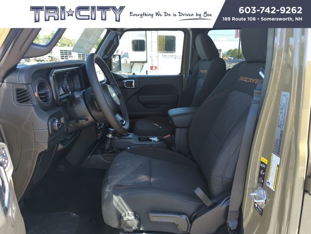 2025 Jeep Gladiator Mojave photo 9