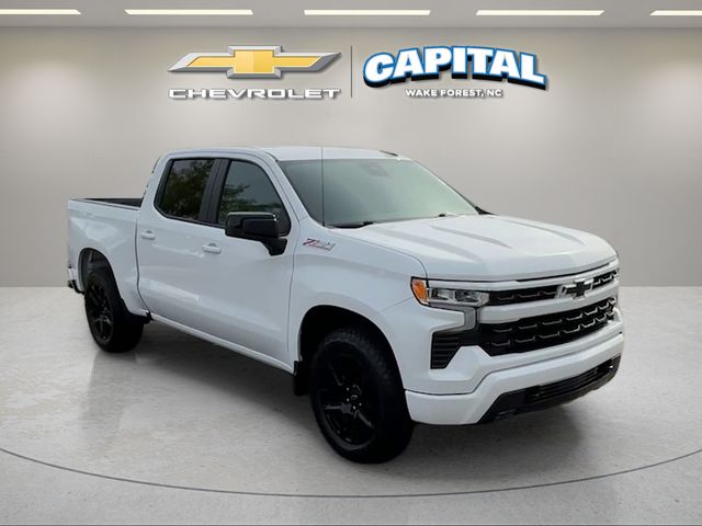 Used 2025 White Chevrolet RST image 7