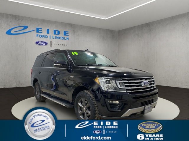  2019 Ford Expedition XLT 4WD   