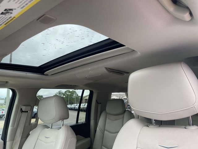 Used 2018 White Cadillac Premium image 15