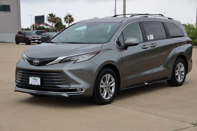 2026 Toyota Sienna Limited - 2