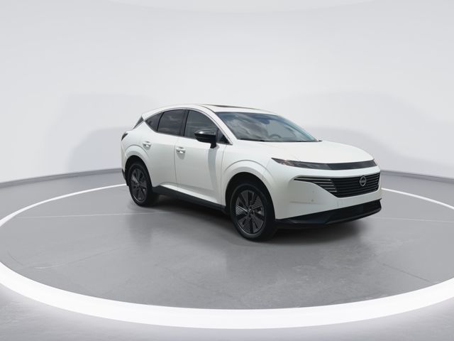 Used 2025 White Nissan SL image 2