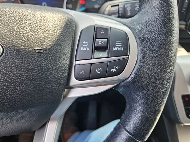 2023 Ford Explorer XLT photo