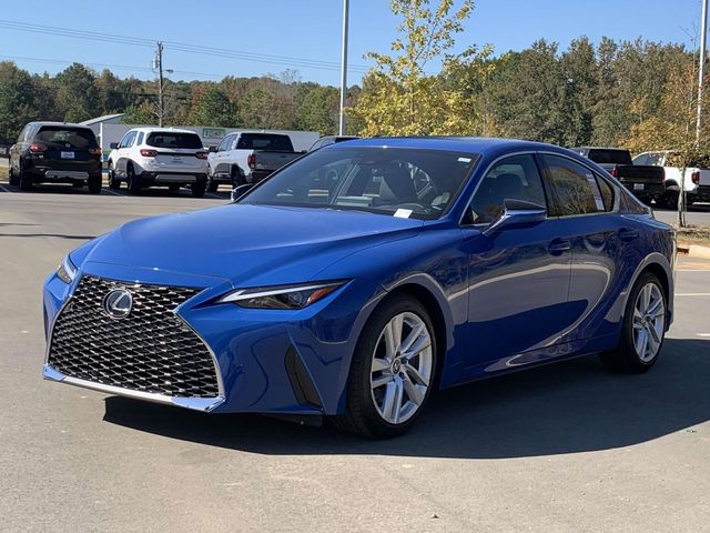 2023 Lexus IS 300 6