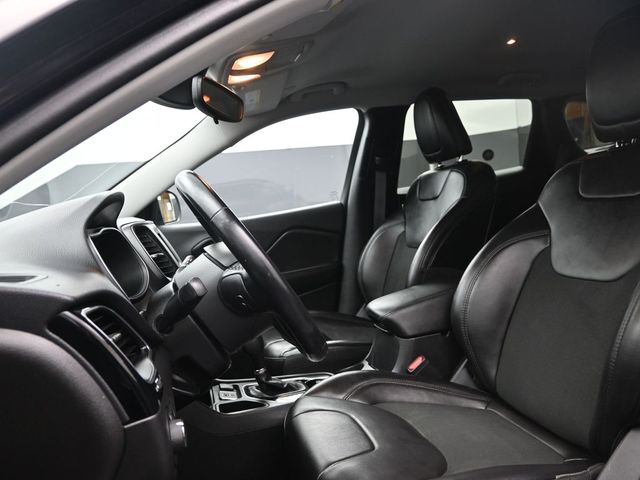 used 2021 Jeep Cherokee car, priced at $15,176