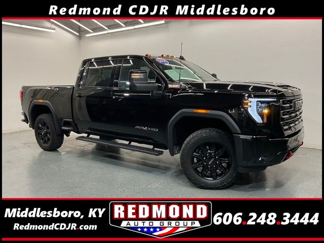 2025 GMC Sierra 2500HD AT4 Crew Cab 4WD