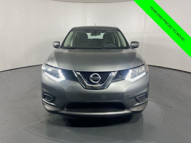 2015 Nissan Rogue S 26